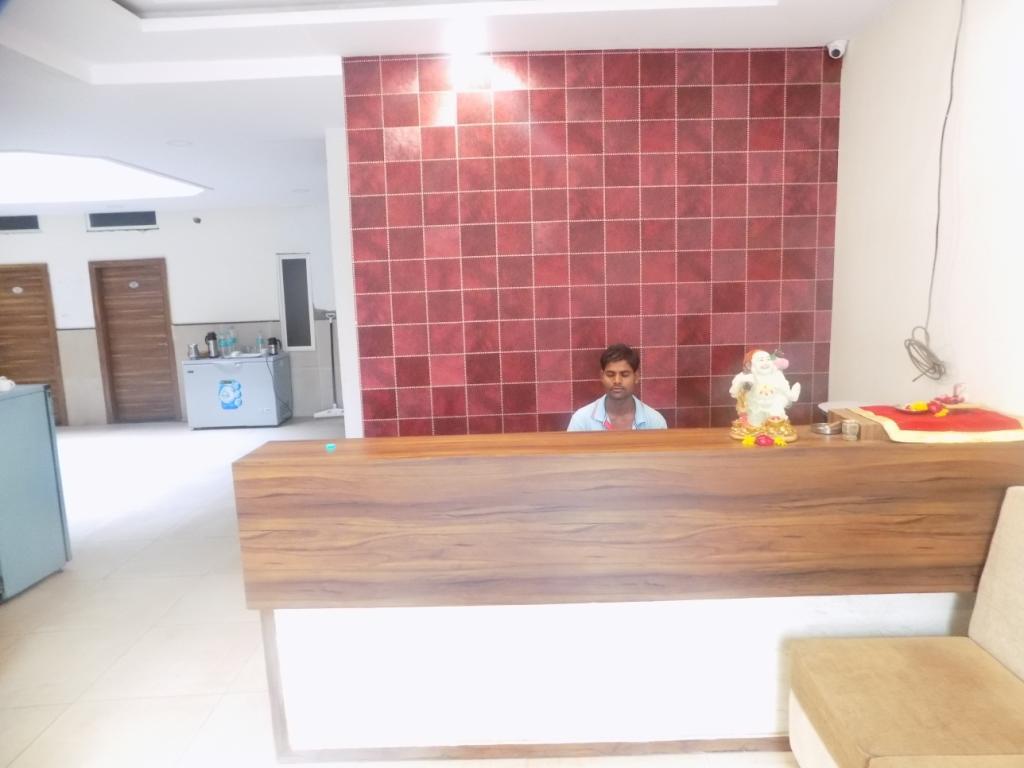 اوجاين Hotel Tathastu المظهر الخارجي الصورة